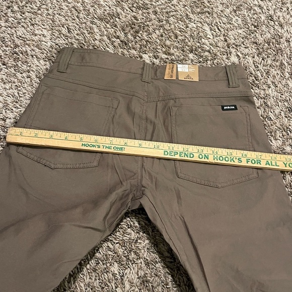 Prana Brion II NWT stretch color mud straight leg pants - Picture 13 of 14